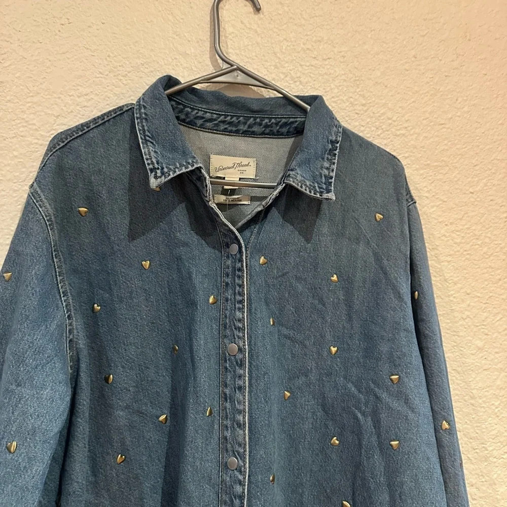 Universal Thread Blue Button Down Shirt with Gold Accents - Picture 4 of 6